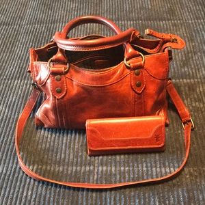 Frye Pre Owned Satchel Bag And Wallet